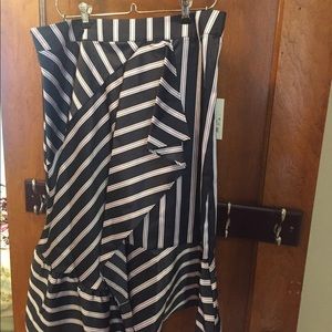 Cute asymmetrical skirt